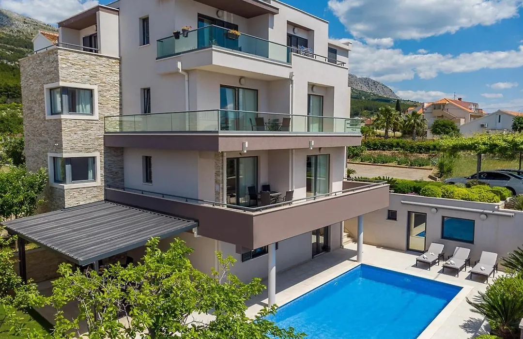 Luxury Villa Lucas With Heated Pool, Whirlpool, Sauna, 14 Pax-1