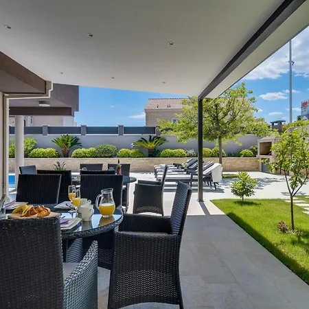 Luxury Villa Lucas With Heated Pool, Whirlpool, Sauna, 14 Pax-3